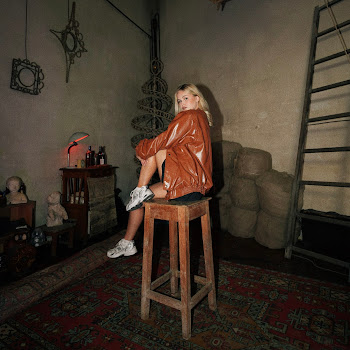 Даша Волосевич Взрослыми Скачать mp3