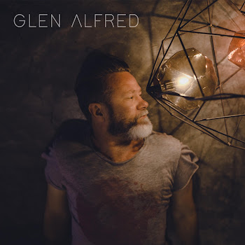 Glen Alfred Something Not Right Скачать mp3
