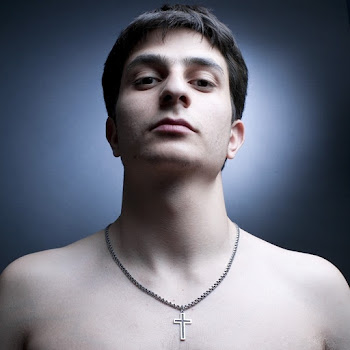 H.t. Hayko Es Hognel Em Скачать mp3