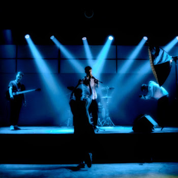 Странное Исполнение Прости Скачать mp3