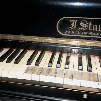 Xakei Merry Go Round Of Life (Old Piano) Скачать mp3