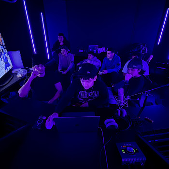 Yungway Оми-Ома (Feat. Bushido Zho) Скачать mp3